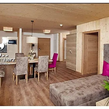 Tauernherz Otel 4*