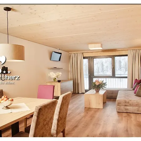 Tauernherz Otel 4*
